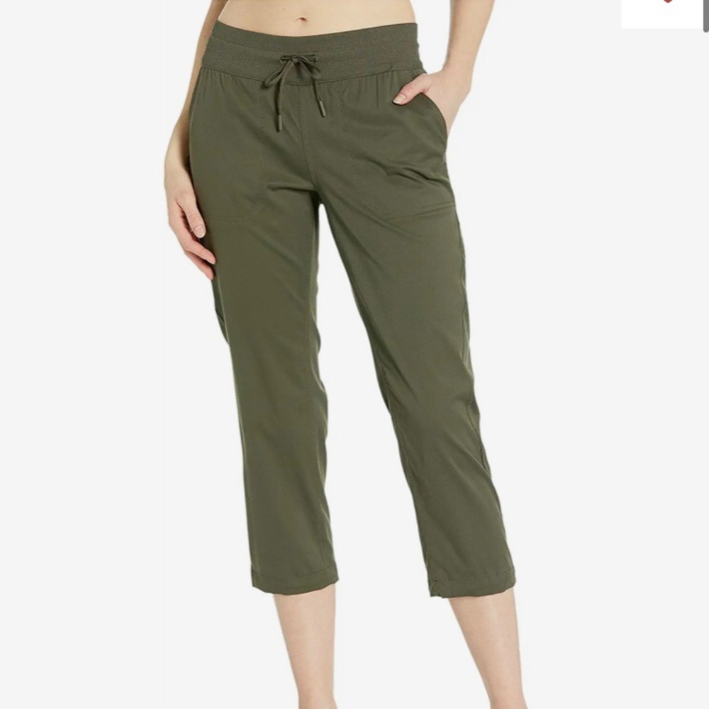 North Face Aphrodite Motion Capris